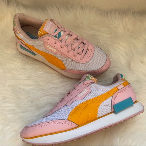 PUMA FUTURE RIDER AURA GRADE SCHOOL SNEAKER 7 - Picture 4 of 11